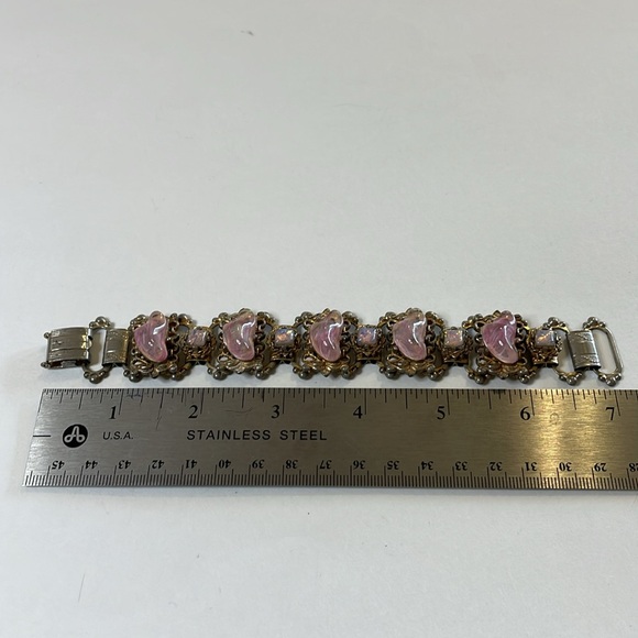Vintage Book Chain Victorian Revival Pink Glass Brass Bracelet - Picture 7 of 8